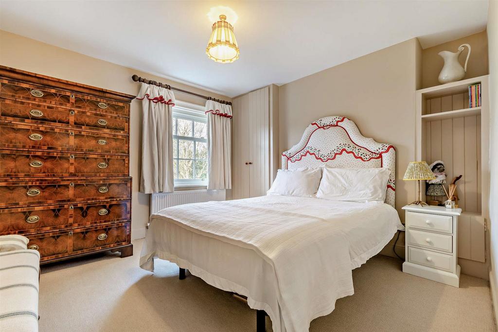 8633476-interior11-800.jpg