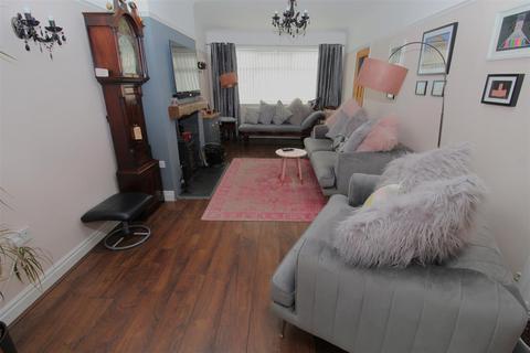 3 bedroom semi-detached house for sale, Marina Crescent, Bootle L30