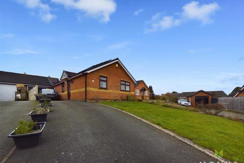 3 bedroom detached bungalow for sale, Heather Bank, Gobowen, Oswestry