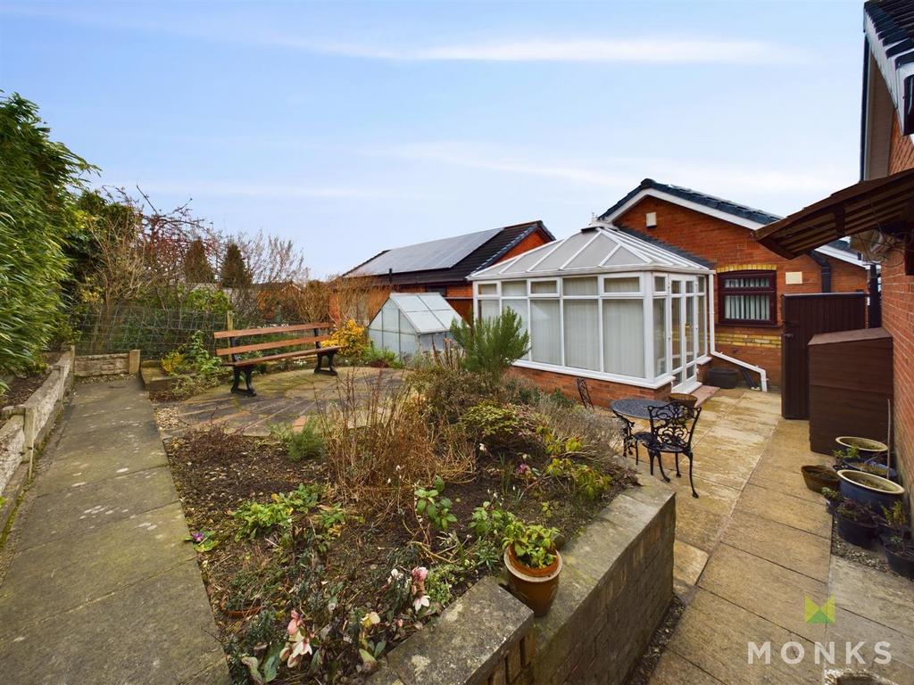 CAM01420 G0-PR0567-STILL010.jpg