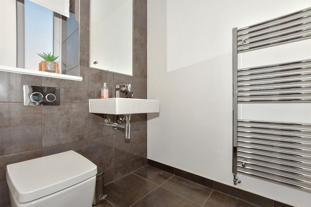En-Suite Shower Room