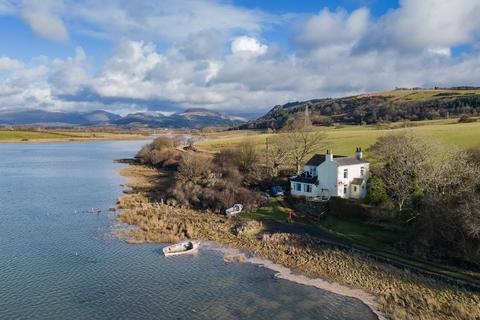 undefined, Ravenglass CA18