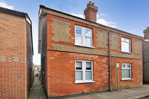 23 Chequer Road, East Grinstead, RH19 3BW