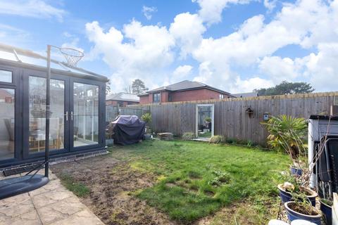 3 bedroom semi-detached house for sale, Cobblestone Way, Cheltenham GL51