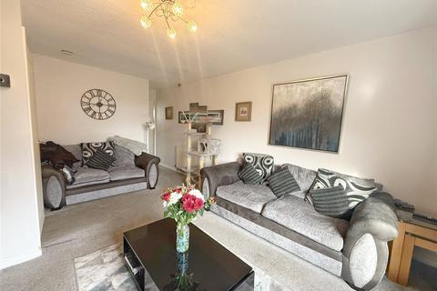 2 bedroom end of terrace house for sale, Andover Avenue, Alkrington, Middleton, Manchester, M24