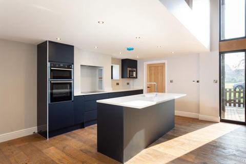 4 bedroom character property for sale, The Green, Upper Poppleton, York