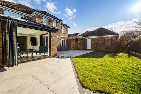 4 bedroom detached house for sale, Highgrove Close, Darlington