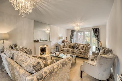 11 Highgrove Close, Darlington, DL3 9XQ