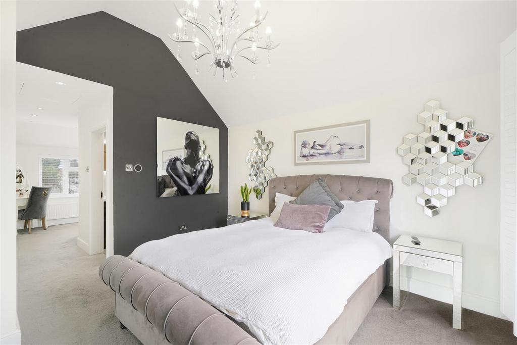 42 Sinclair Road - pn WEQHWus Zs1yip28 Kk9.jpg