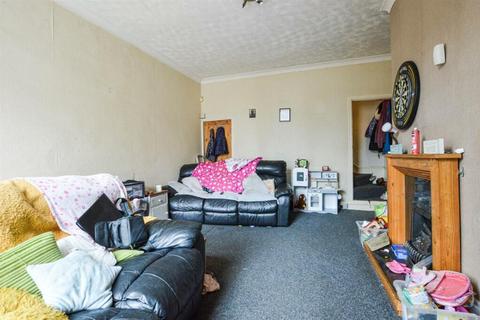 2 bedroom terraced house for sale, Oak Street, Elland, HX5
