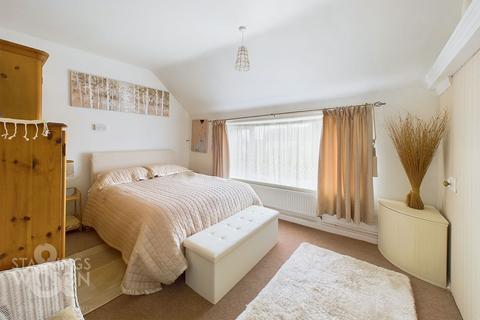 4 bedroom detached house for sale, Bank Street, Pulham Market, Diss