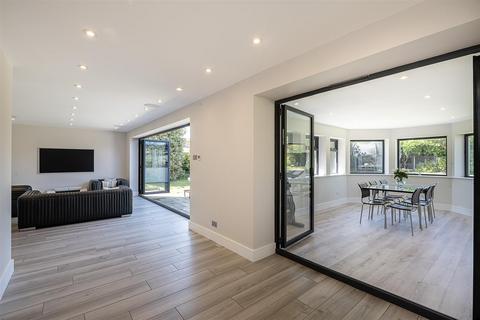 4 bedroom detached house for sale, Netherfield Road, Harpenden