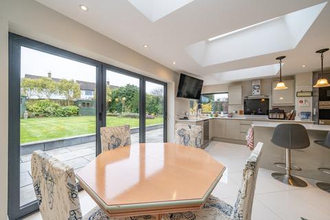 10 Windermere Close, Hemel Hempstead, HP3 8QN