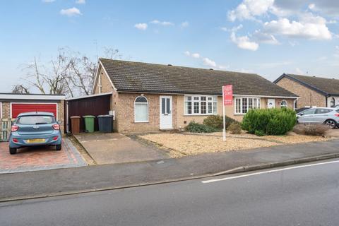 2 bedroom semi-detached bungalow for sale, Dellfield Avenue, Lincoln, Lincolnshire, LN6