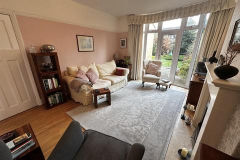 3 bedroom detached house for sale, Chestnut Drive, Sale