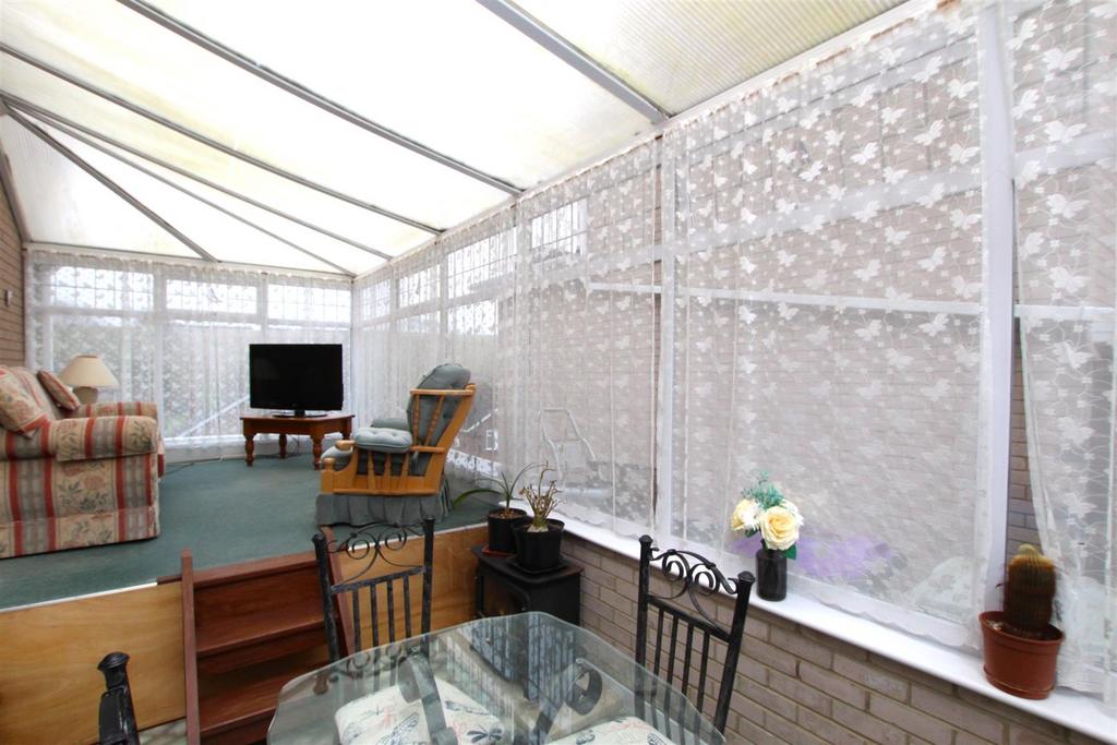 Two Tier Conservatory - b.JPG