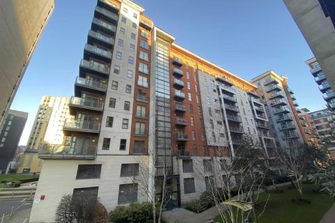 2 bedroom apartment to rent, Barton Place, Hornbeam Way, Green Quarter