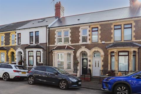 3 bedroom terraced house for sale, Maes-Y-Cwm Street, Barry