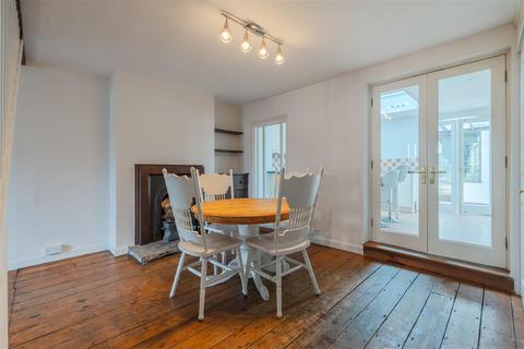65 Albert Road, Keynsham, Bristol, BS31 1AE