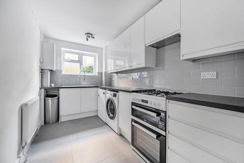 2 bedroom flat to rent, Hendon Lane, London