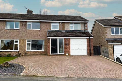 4 bedroom semi-detached house for sale, Thornhill Road, Steeton,