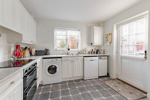 32 Millers Drive, Dickleburgh, Diss, IP21 4PX