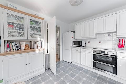 32 Millers Drive, Dickleburgh, Diss, IP21 4PX