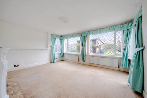 2 bedroom bungalow for sale, Woodmere Avenue, Croydon