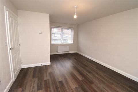 10 Airedale Drive, Brough, HU15 1US