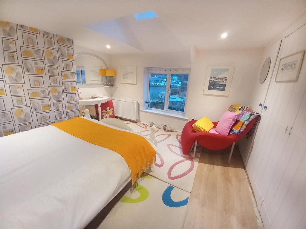 Bedroom 2.jpg