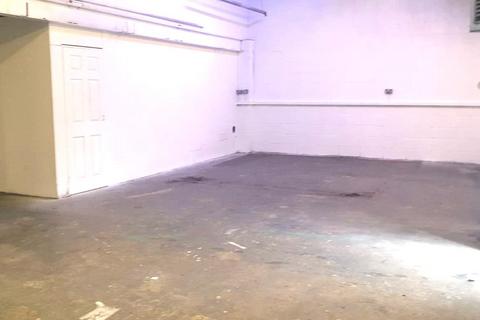 Industrial unit to rent, Northend Road, Stalybridge SK15