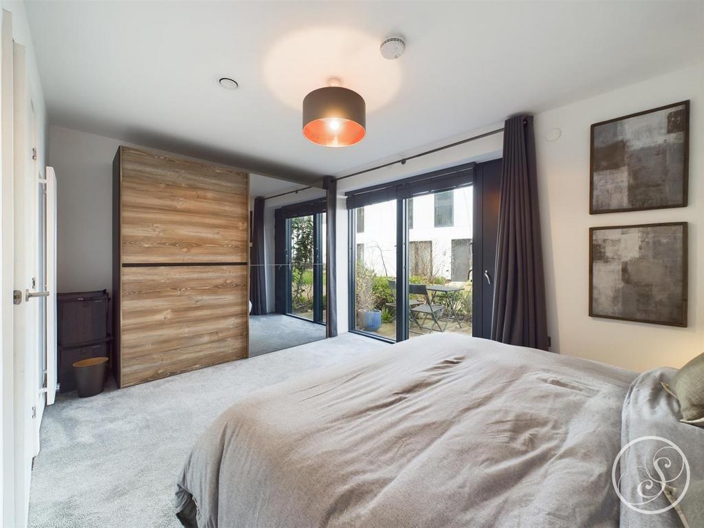 Bed 1