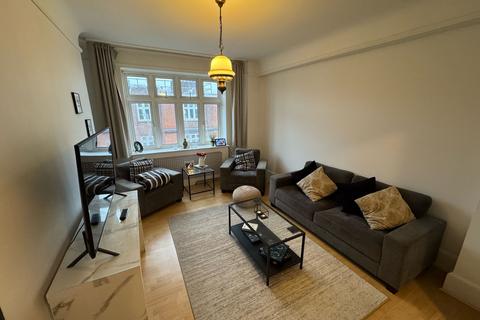 2 bedroom flat to rent, Hall Road, London NW8