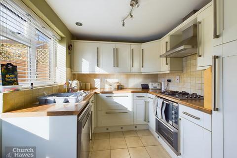 4 bedroom detached house for sale, Wallace Binder Close, Maldon