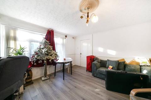 5 bedroom semi-detached house for sale, Worlds End Lane, Enfield EN2