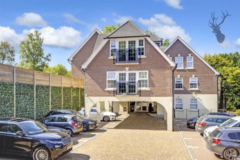 undefined, Station Way, Buckhurst Hill IG9