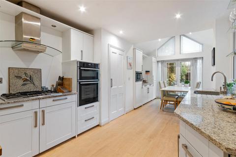6 Stanton Road, London, SW20 8RL