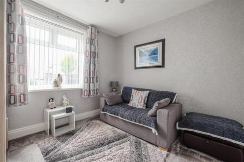 258 Halifax Road, Brighouse, HD6 2QG
