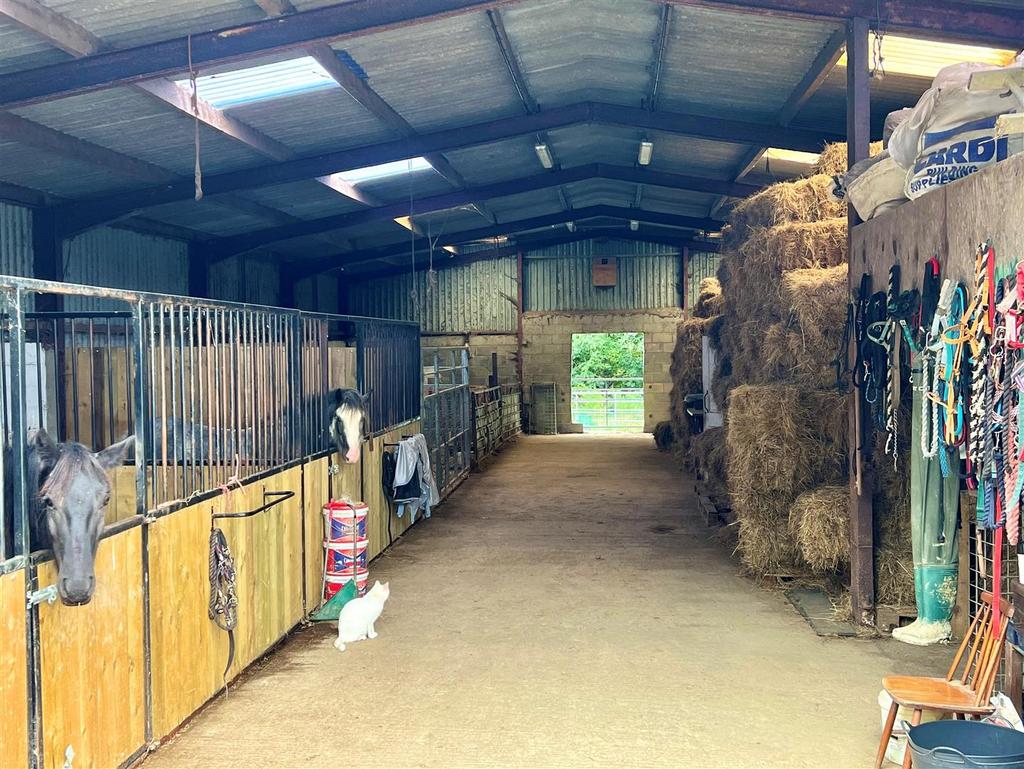 Barn.jpg