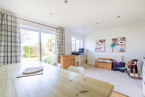 12 Burton Fields, Herne Bay, CT6 6JU