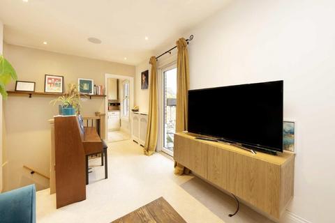 78 Danbrook Road, London, SW16 5JX