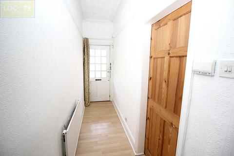 2 bedroom end of terrace house for sale, School Road, Stretford