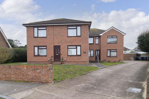 2 bedroom flat for sale, St. Mildreds Avenue, Kent House, CT10