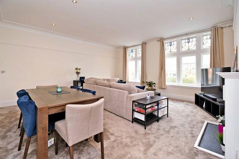 2 bedroom maisonette for sale, Back Devonshire Lane, Leeds LS8