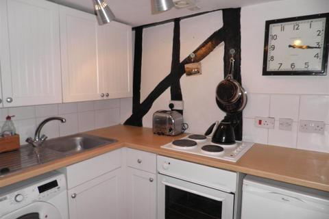 1 bedroom flat to rent, Flat 4, 14-15 Market Hill, Coggeshall