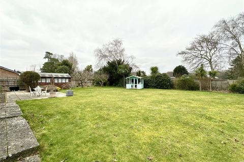 2 bedroom bungalow for sale, Shepherd Close, Christchurch BH23