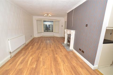 3 bedroom semi-detached house for sale, Fearnville Close, Leeds, West Yorkshire