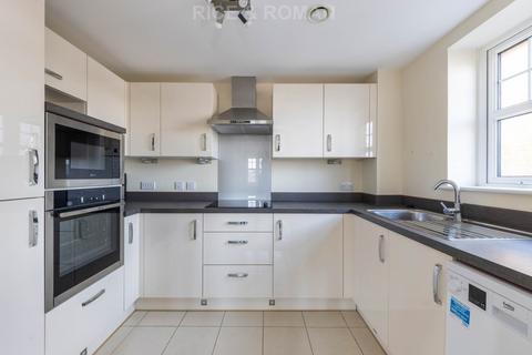 2 bedroom retirement property for sale, St. Lukes Road, Maidenhead SL6