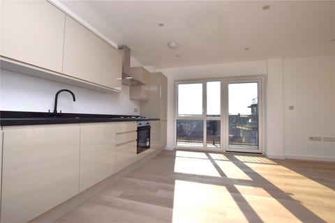 3 bedroom apartment to rent, High Road, Chadwell Heath, RM6