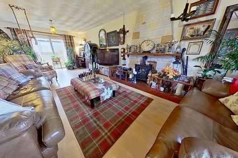 4 bedroom detached house for sale, Primrose Court, Broxburn, EH52